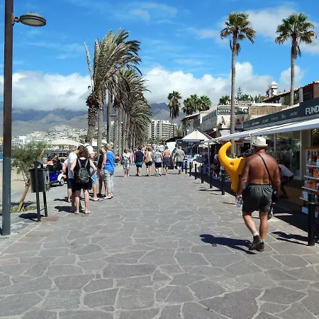 Beautiful Beachfront Appartamento Playa de las Americas (Tenerife)